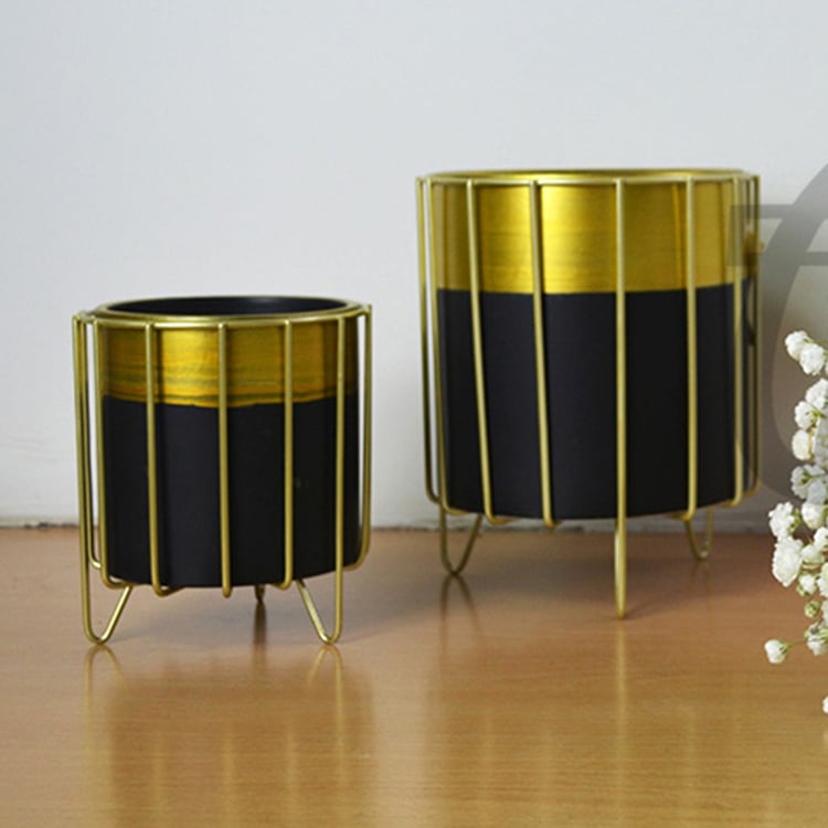 High Quality Vintage Round Lightweight Planter Flowerpot With Iron Stand