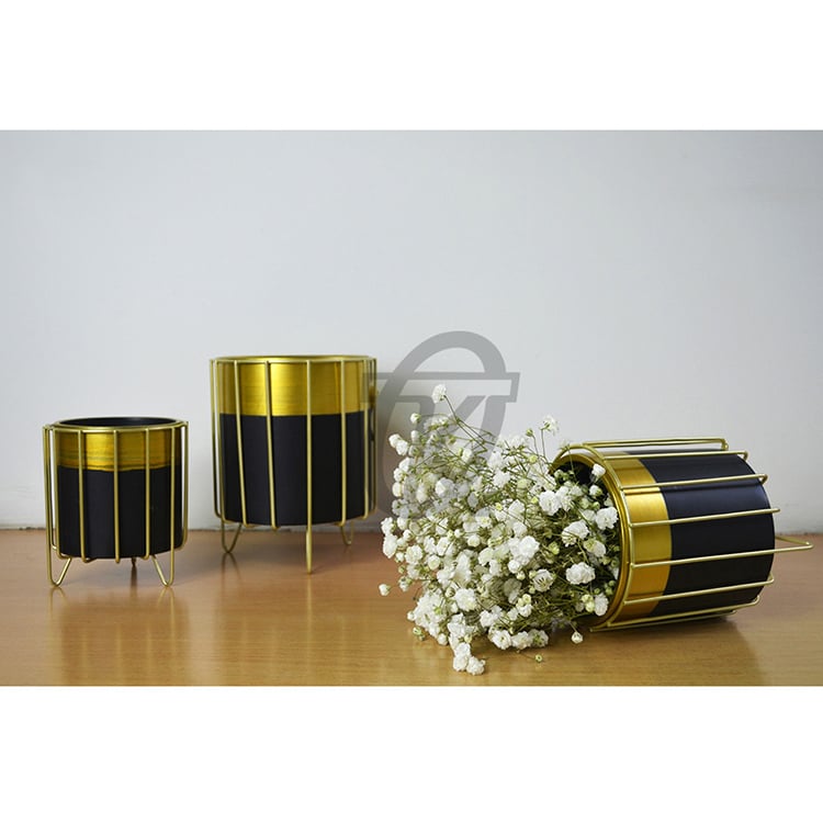 High Quality Vintage Round Lightweight Planter Flowerpot With Iron Stand