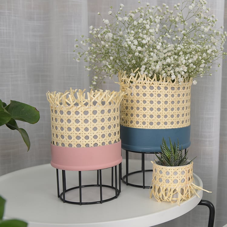 Custom Small Cement Concrete Planter Flower Pot With Rattan Design