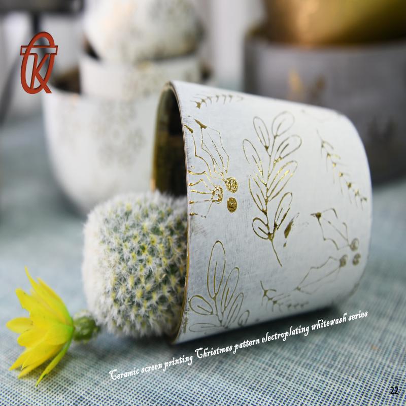 Ceramic Screen Printing Christmas Pattern Electroplating White Wash Series Ceramic Pots
