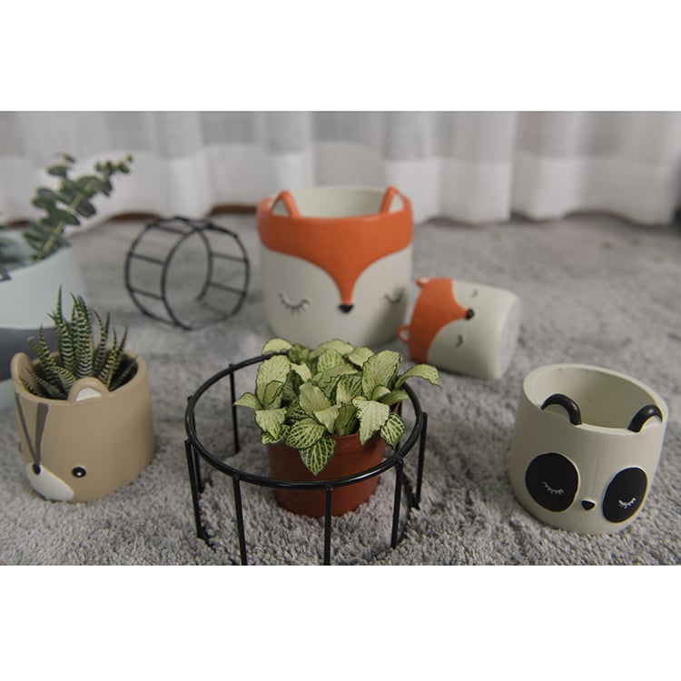 Cute Fox Animal Design Cement Flowerpot Manufacturer